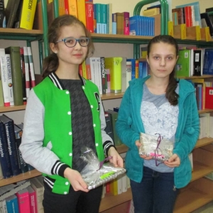 III miejsce w konkursie plastycznym- Angelika Kita i Natalia Mazur z kl.VIc